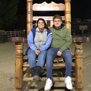 Meet your Posher, Cameron